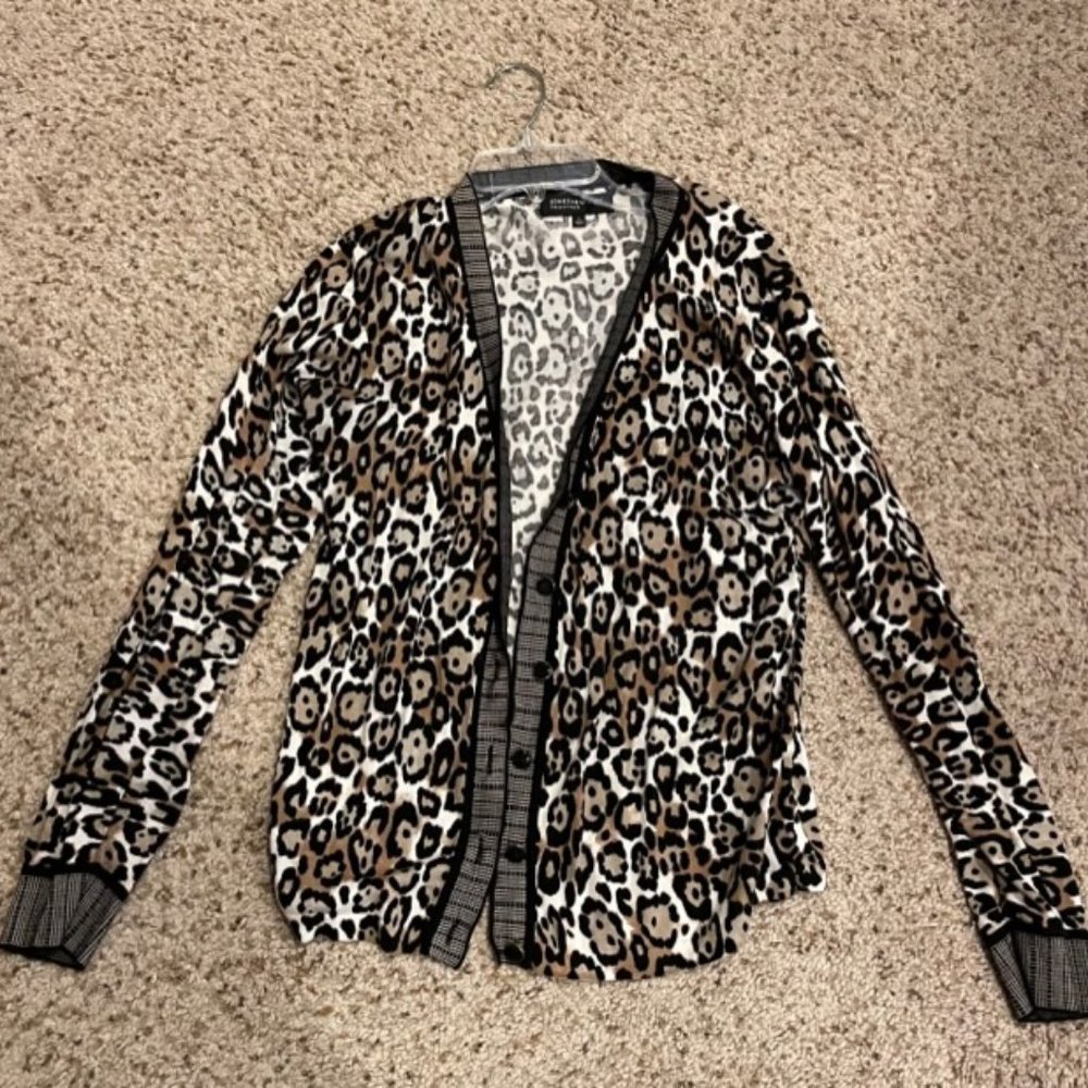 EUC Womens Jones NY Animal Print Cardigan Sweater, Size L